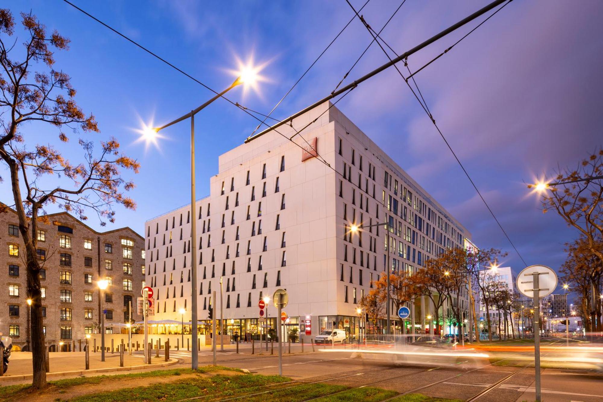 Ibis Marseille Centre Euromed Hotell Exteriör bild